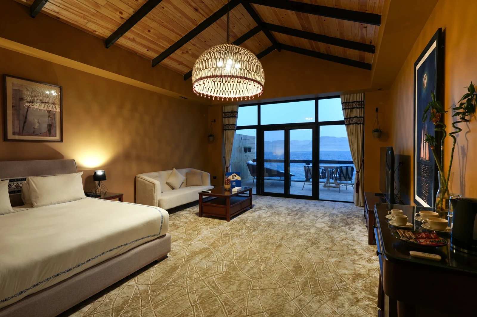 Venecia Resort